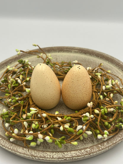 Egg Salt & Pepper Shakers